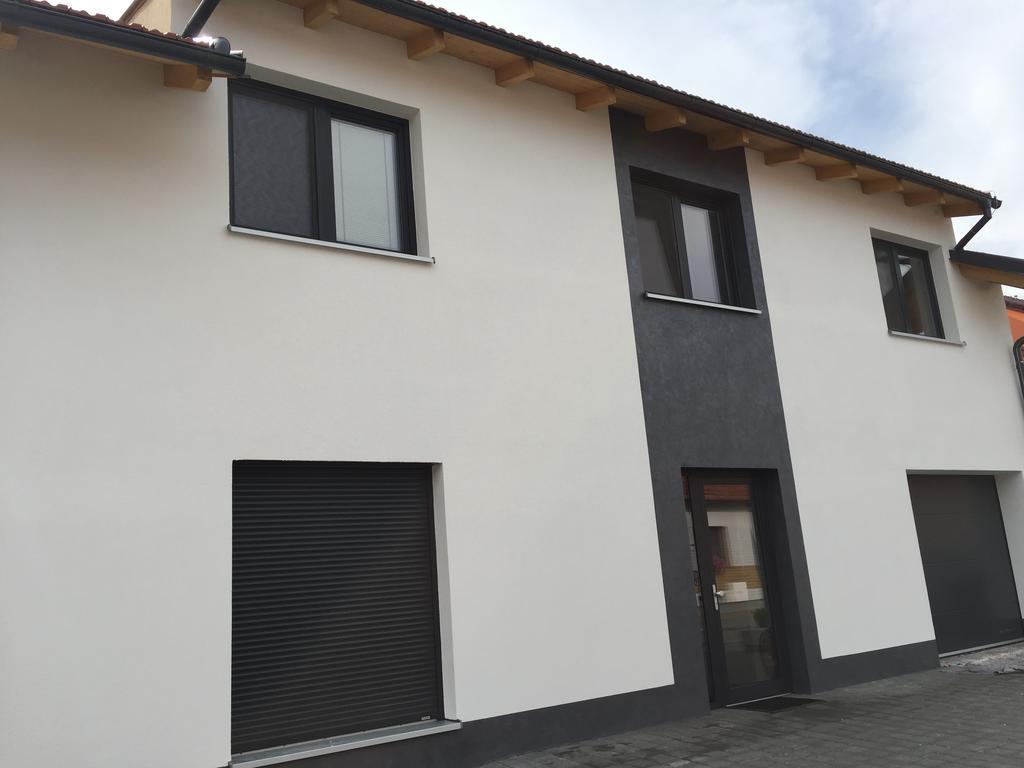 Apartment Lidicka Slavkov, 4 Person Slavkov u Brna Luaran gambar
